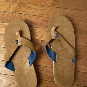 Docker’s flip flops, never worn size 12 men’s
